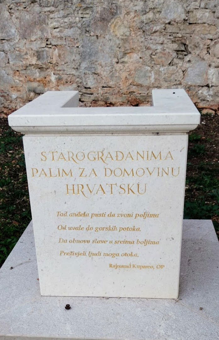 Monument to Stari Grad citizens who died for the Motherland