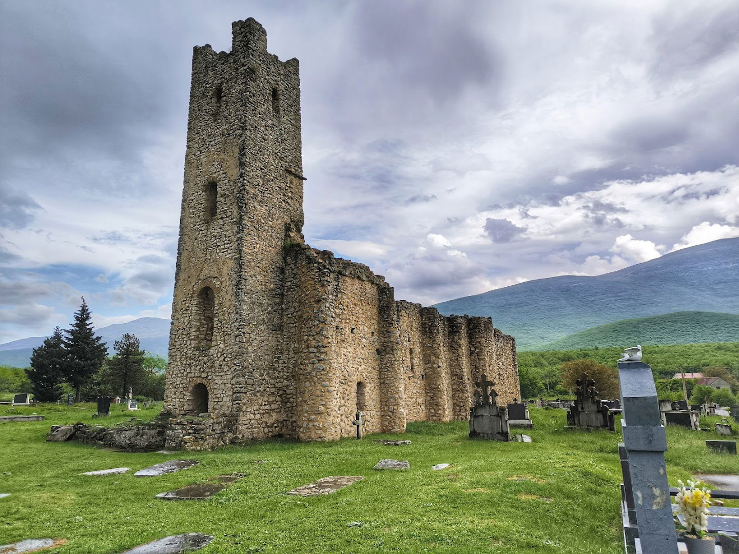 Church of Holy Salvation (remains)