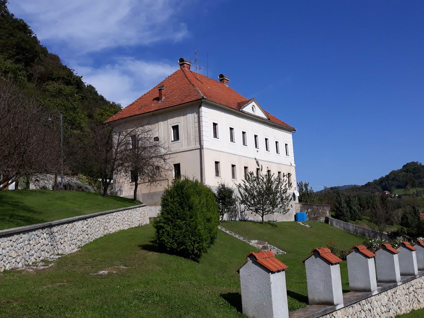 Župni dvor Pregrada