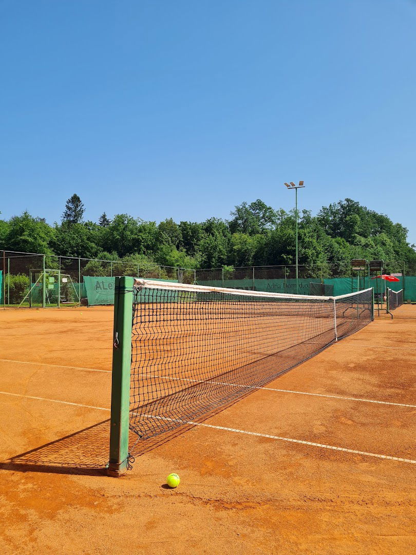 Tenis center Lutrško selo