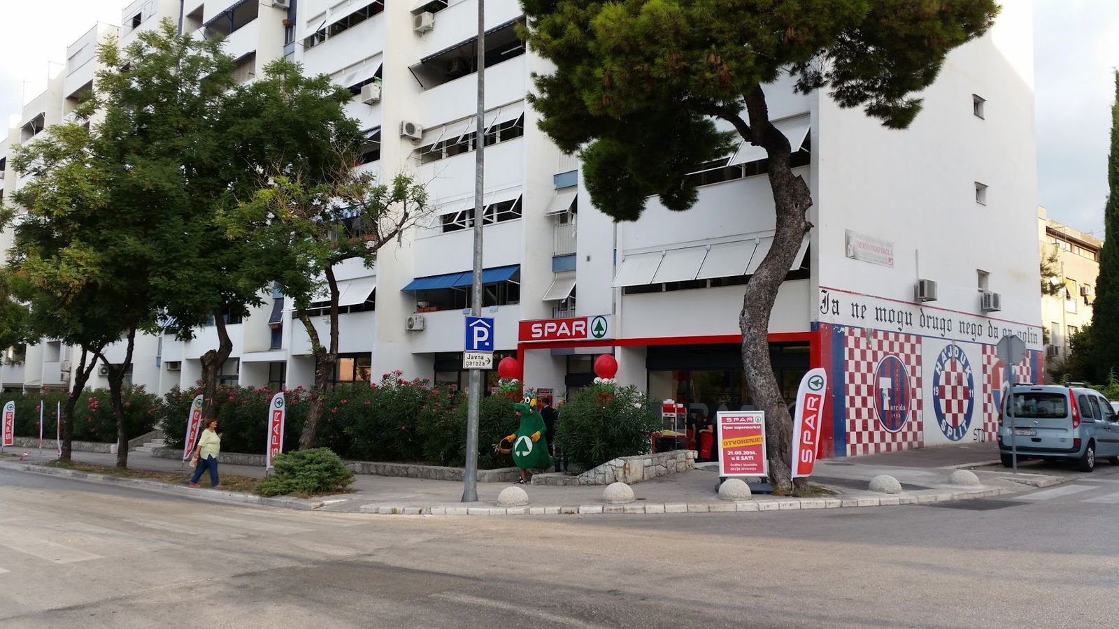 SPAR supermarket Split Lička