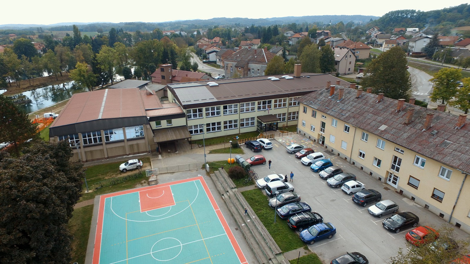 Elementary school "Vladimir Nazor"