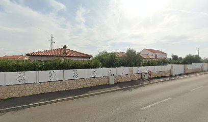 Zadarska cesta 23, 23232 Zaton