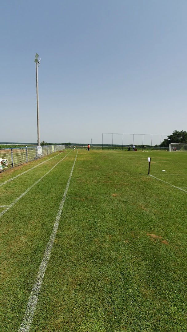 Nogometno igralište "NK Mladost" Vukosavljevica