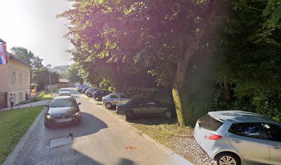 Parking "Pod gradom"