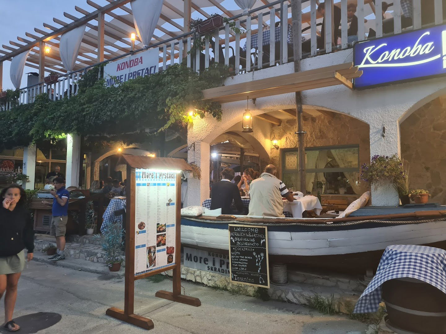 Konoba More i prstaci