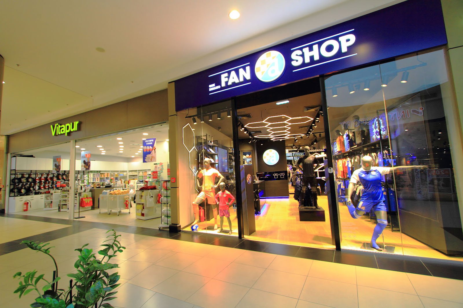 GNK Dinamo Zagreb - fan shop Arena centar