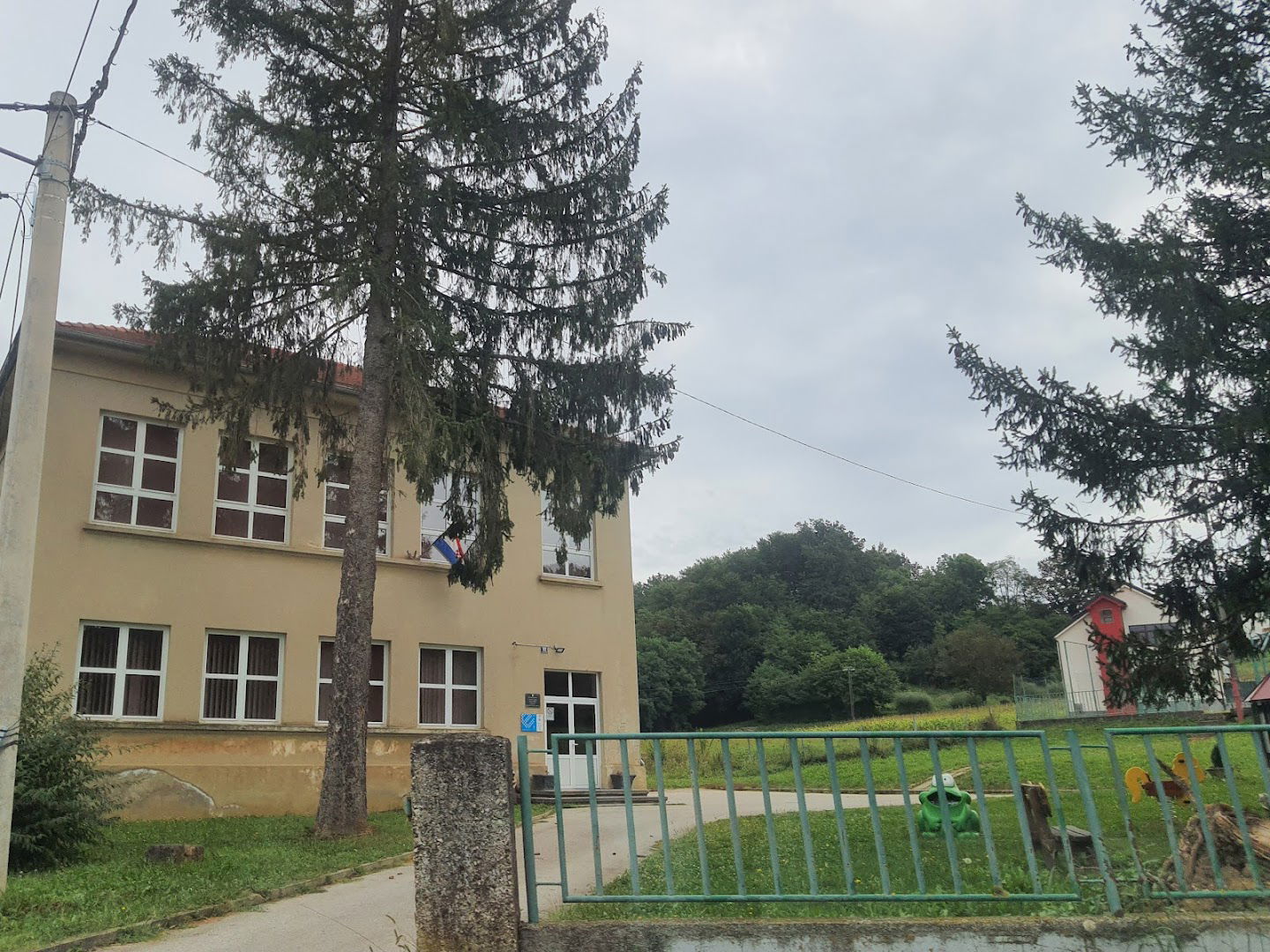 Područna Škola Jazvine