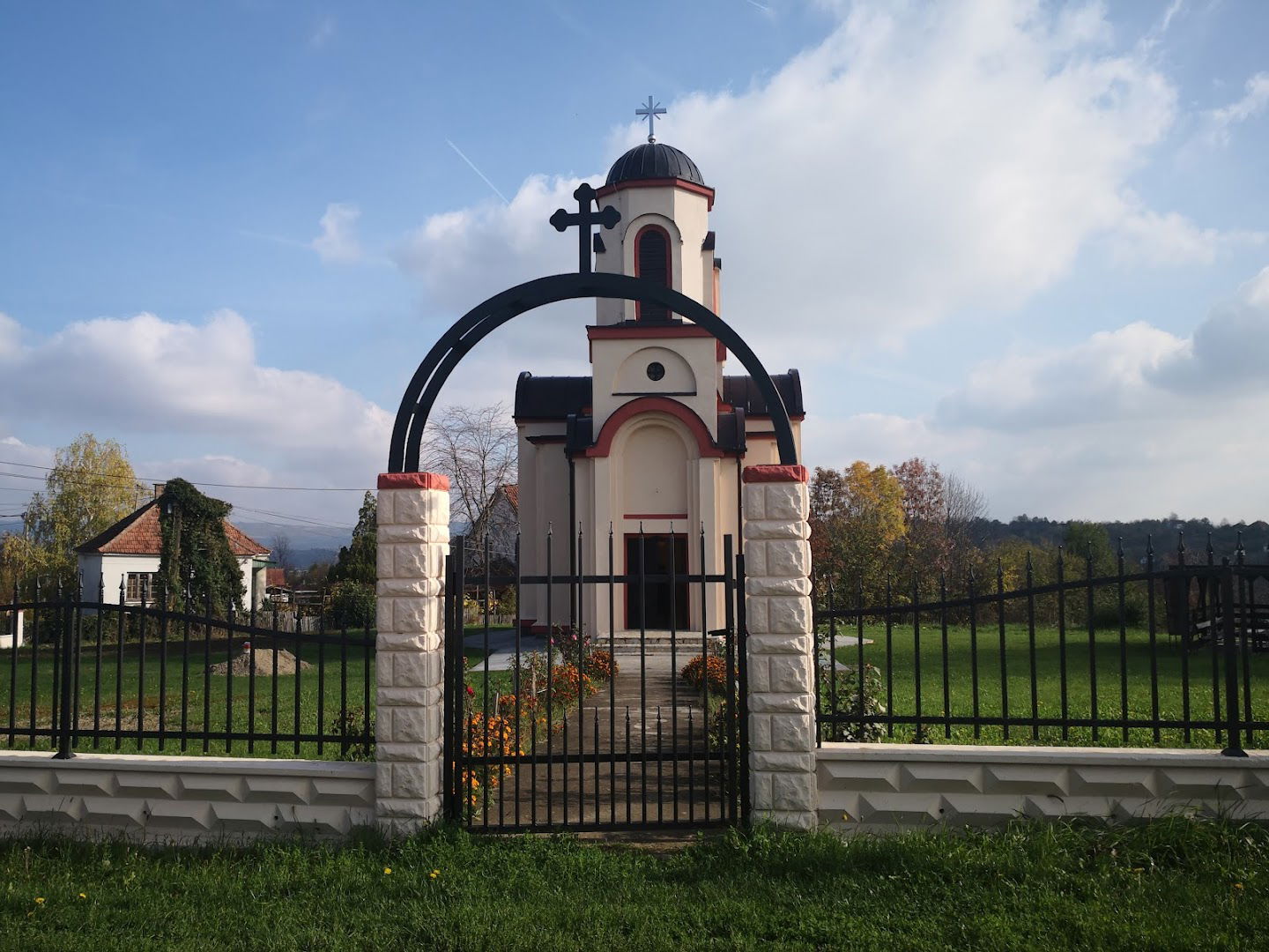 Православна црква Светог Никодима