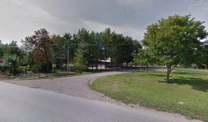 Vadàszcsàrda Solyom - Lovački dom Šoljom