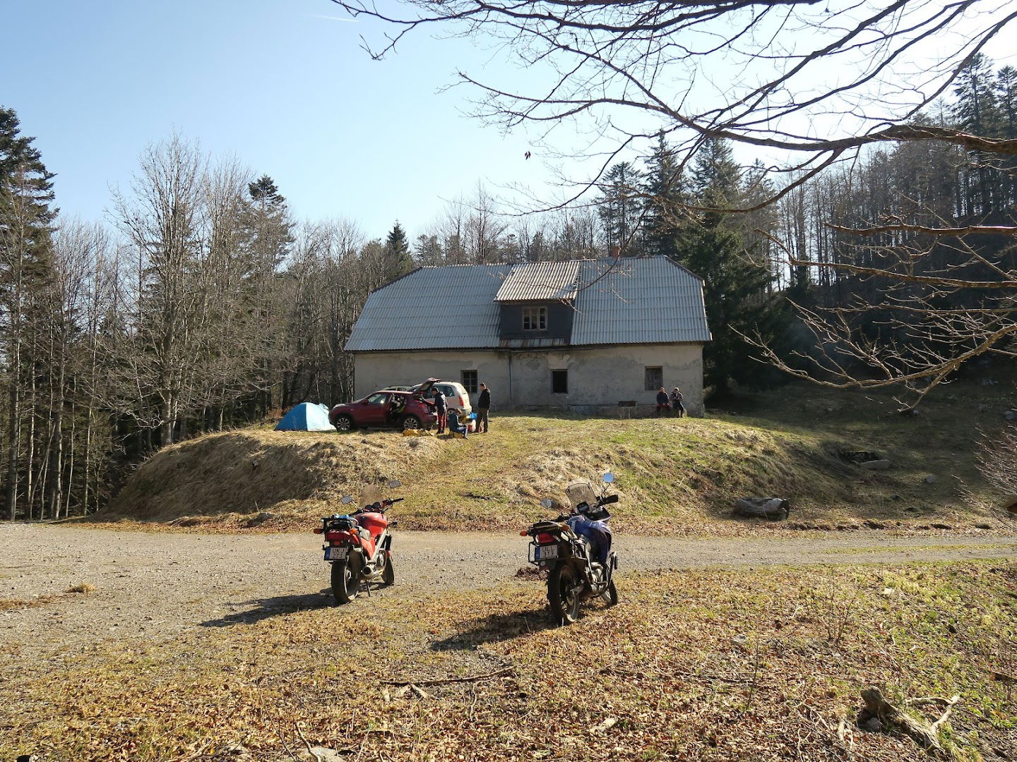 Šumarska kuća Javor