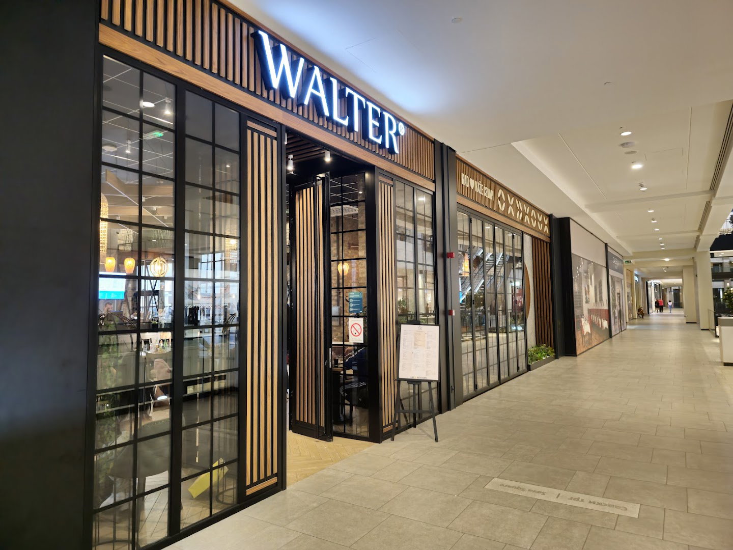 Walter BBQ Galerija BW