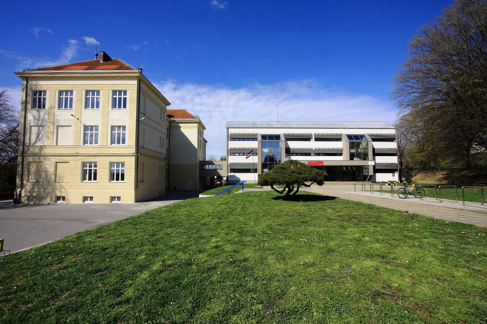 Elementary school Vladimir Nazor