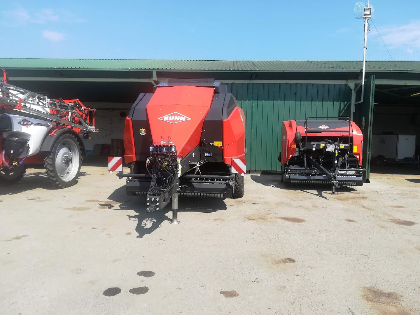 Истраживачка станица Стара Пазова, Pioneer Hi-Bred SRB DOO