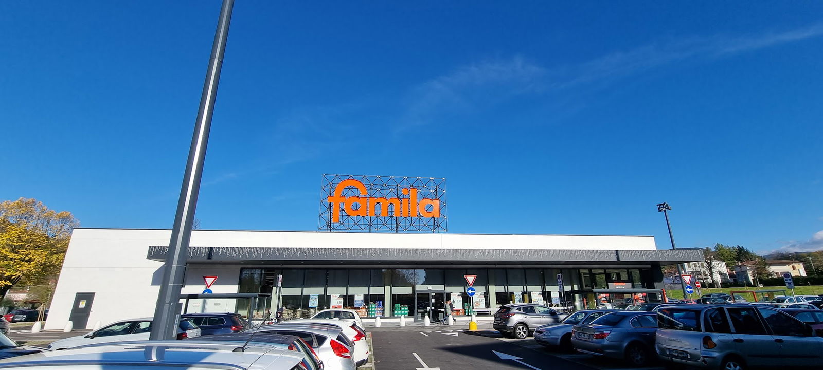 Supermercato Famila Gorizia (via Torriani)