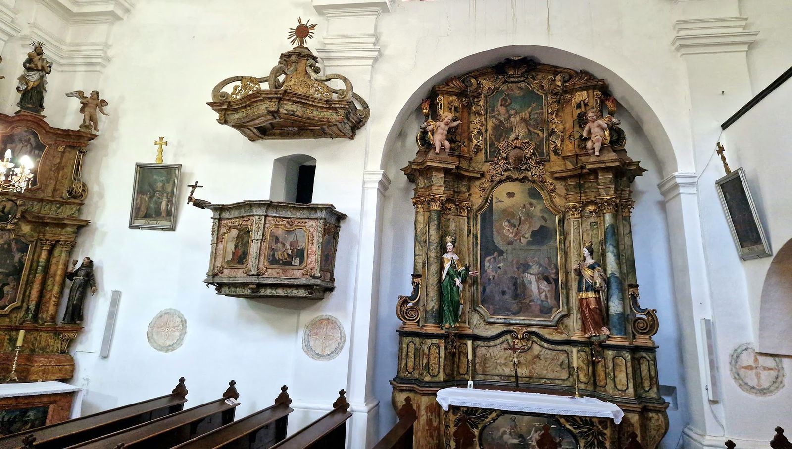 Franciscan monastery and church of St. Leonard