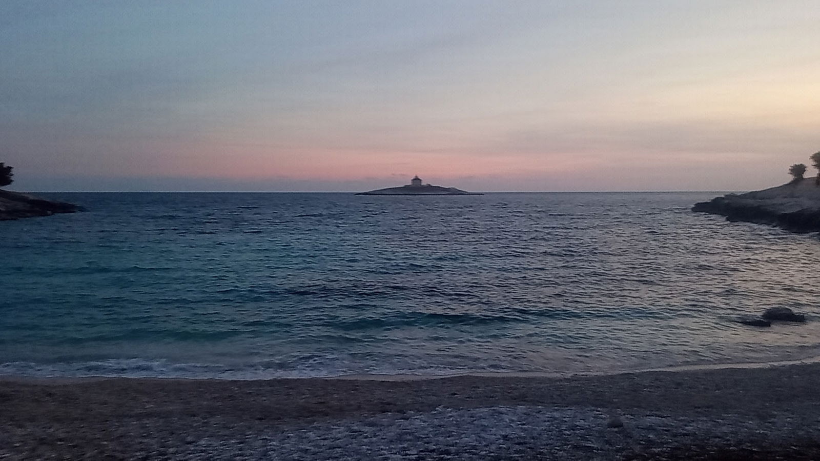 Otočić Pokonji Dol