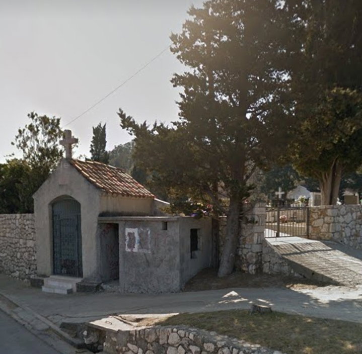 Supetarska Draga cemetery