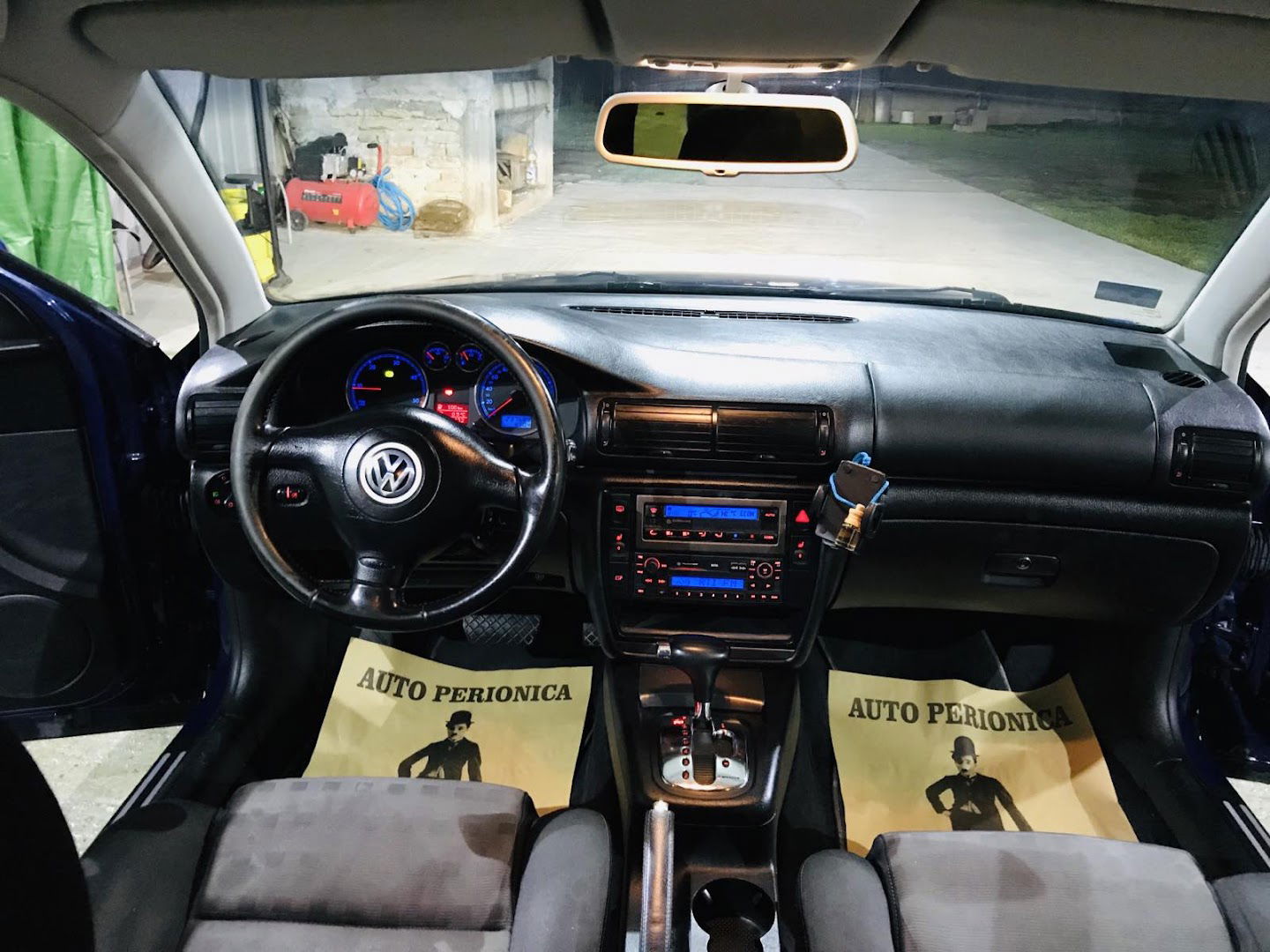 Auto perionica Čaplin