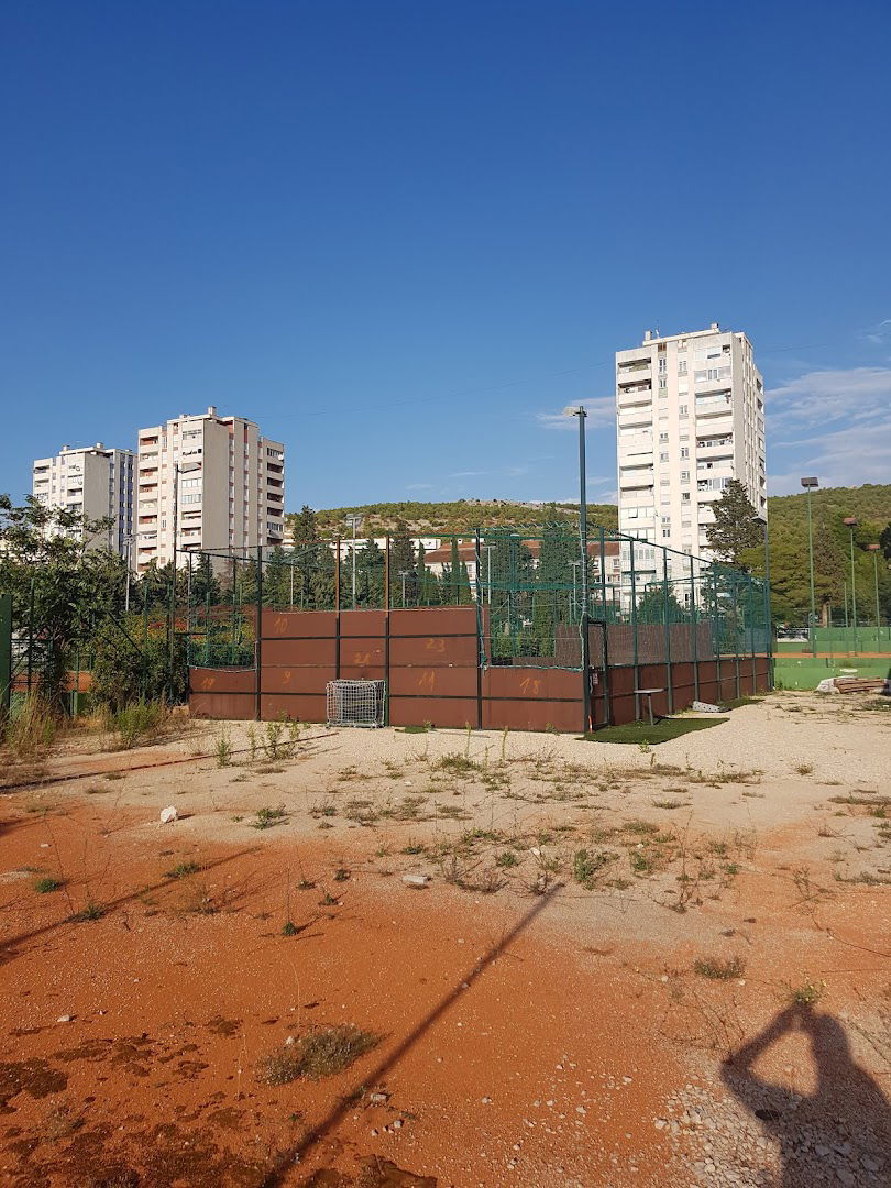 Nogometni Tereni GOOL