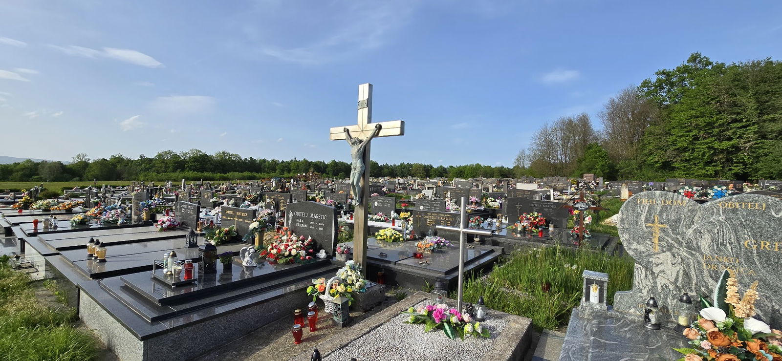 Kupinec cemetery