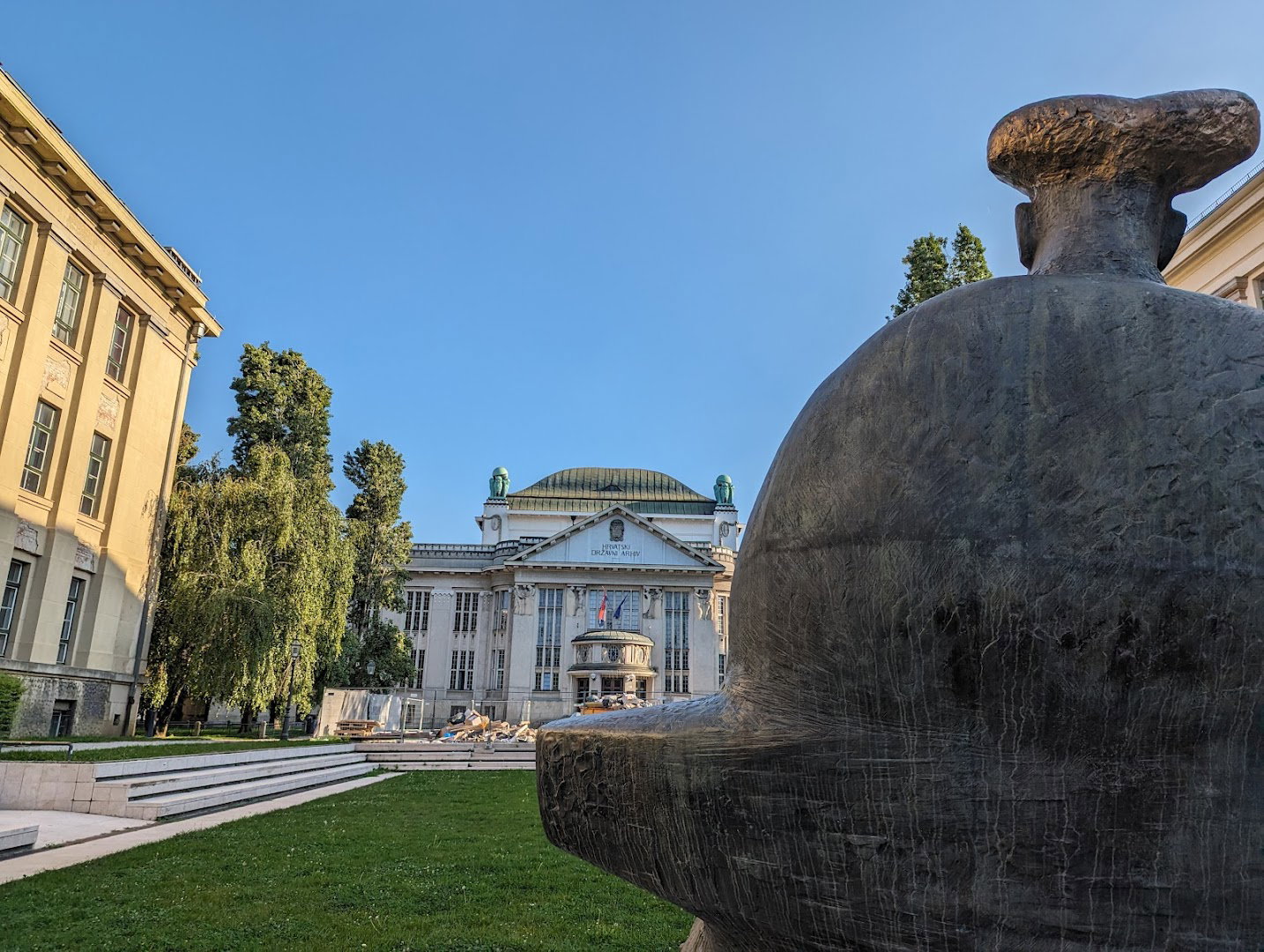AMACIZ - Društvo diplomiranih inženjera i prijatelja kemijsko-tehnološkog studija