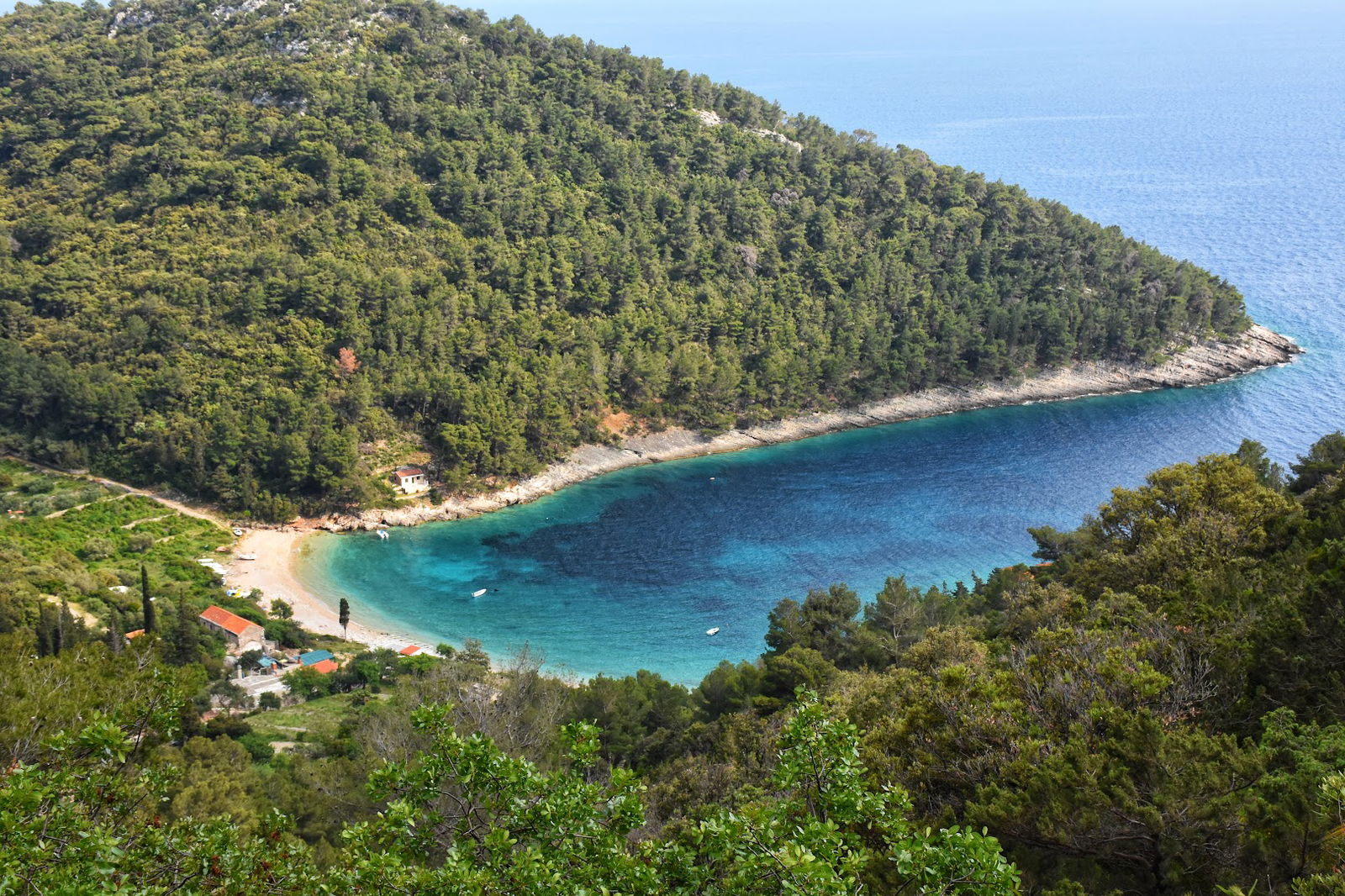 Pupnatska Luka-Parking