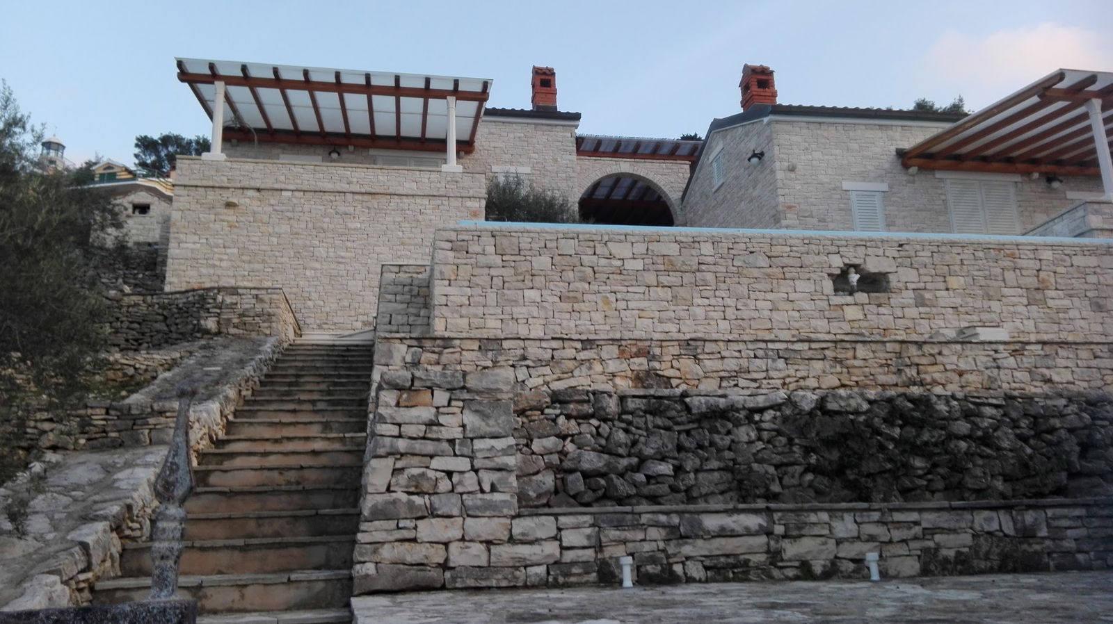 STONE HOUSE OREB`S COTTAGE