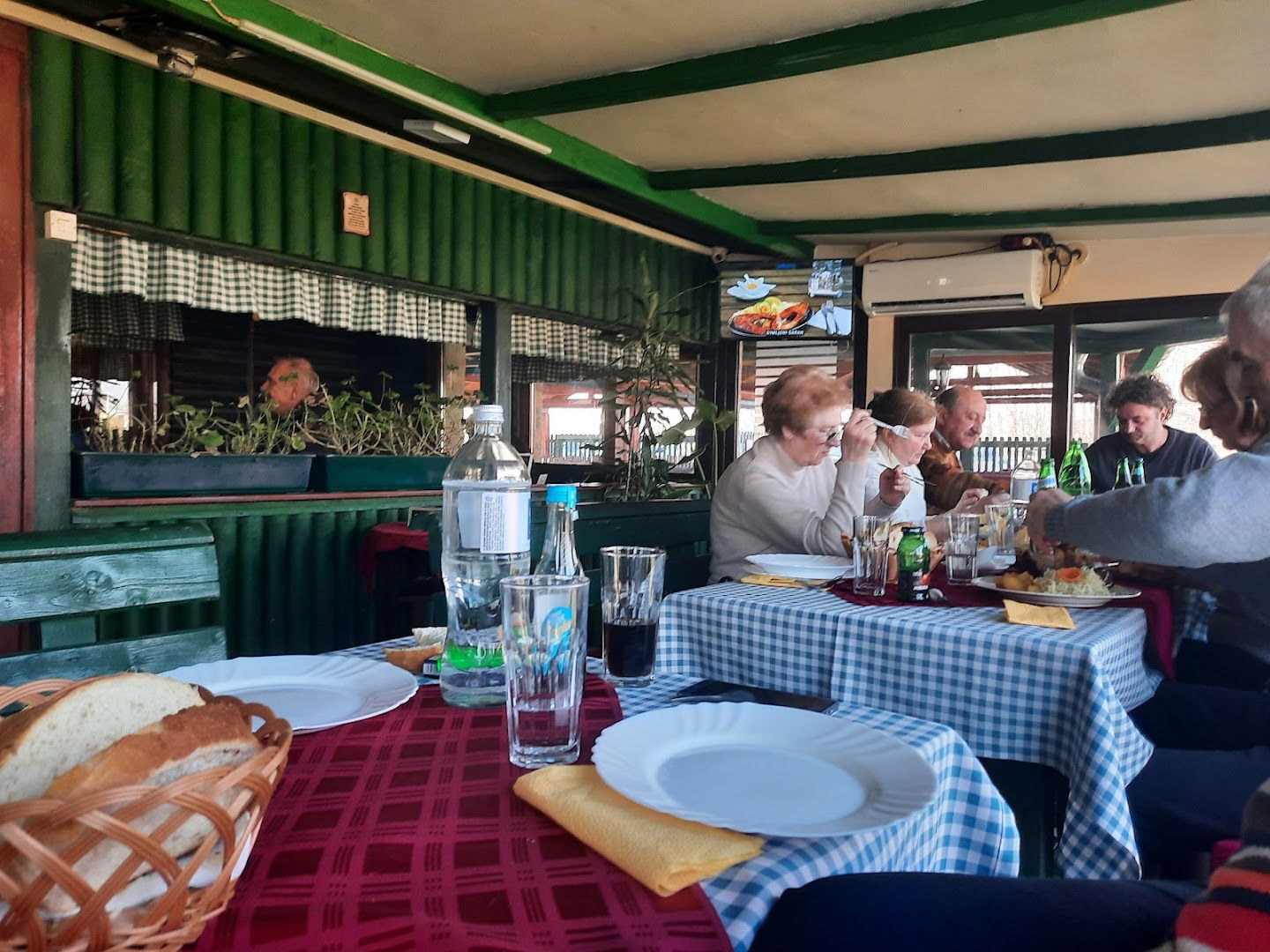 Čarda "Zlatno Zvonce"