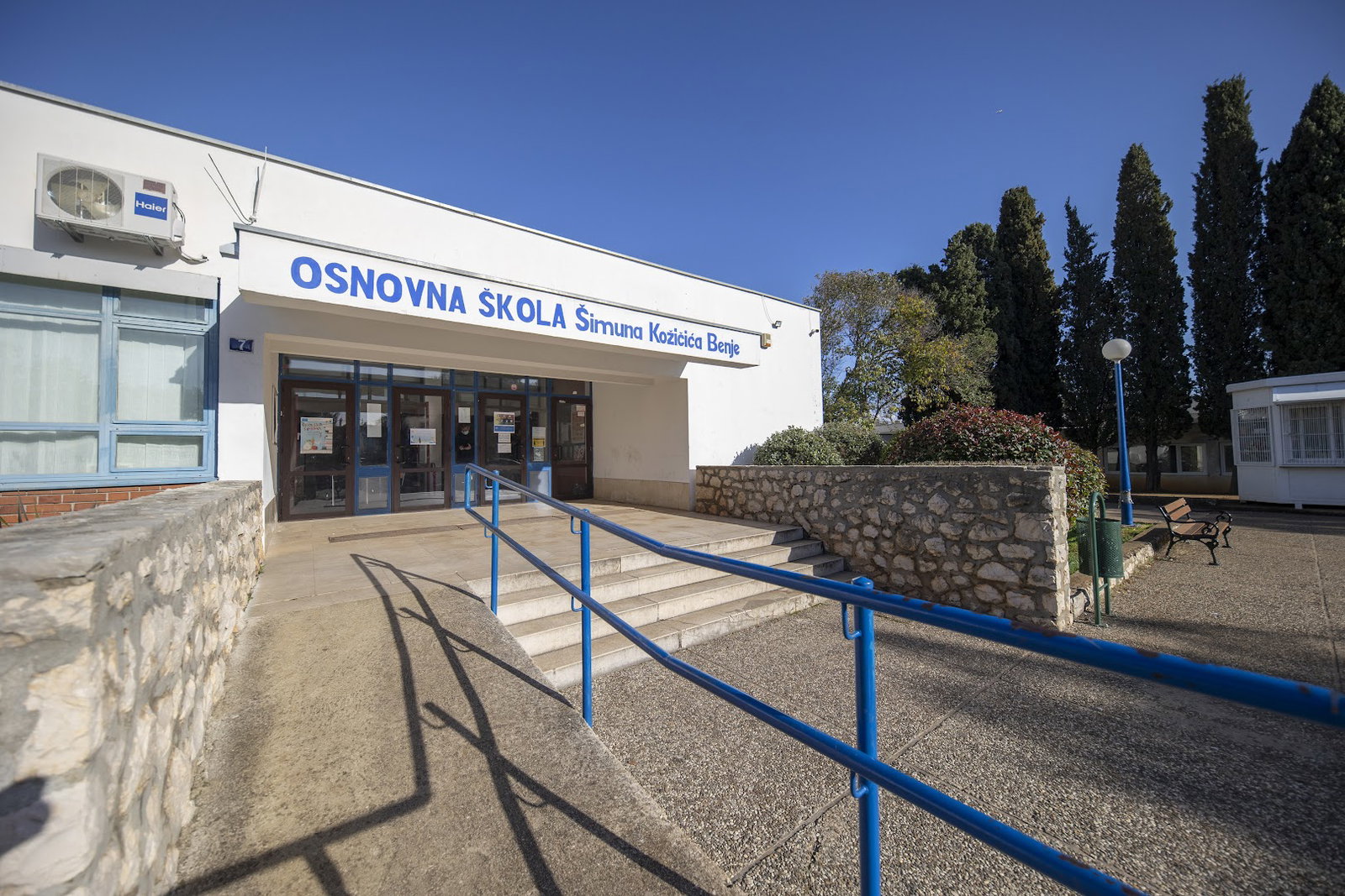 Elementary school Šimun Kožičić Benja
