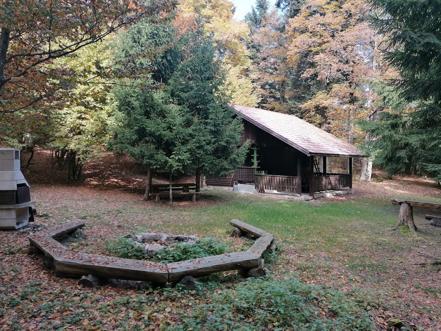 Koča na Vinjem vrhu