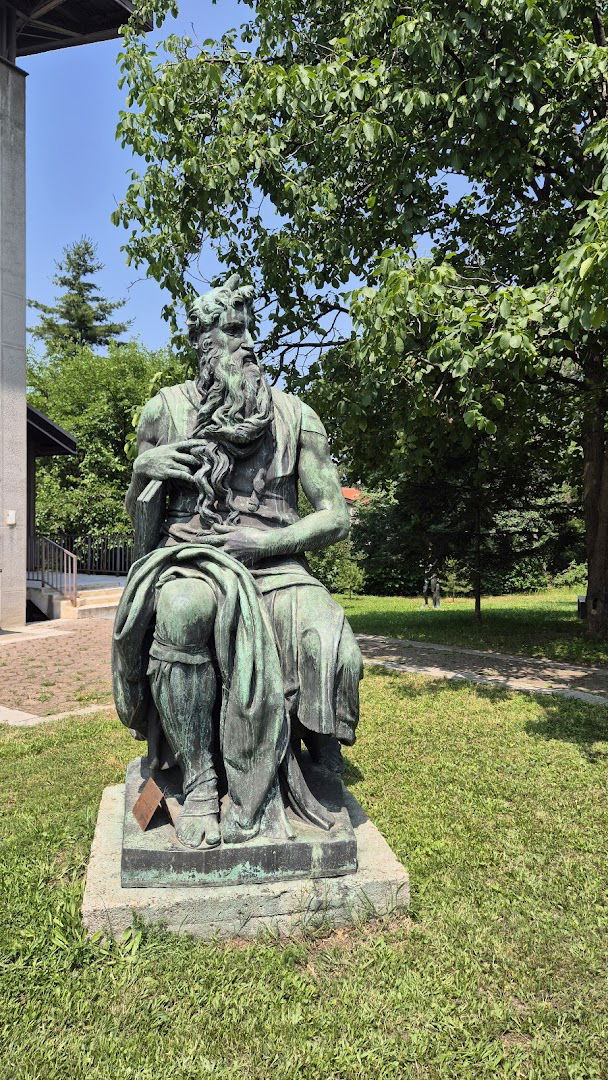 Факултет ликовних уметности