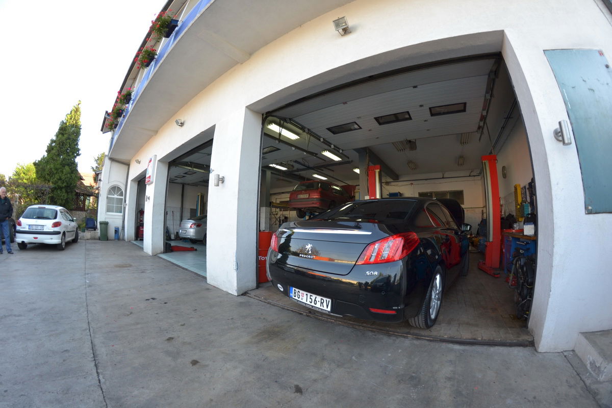 Peugeot Servis Miša