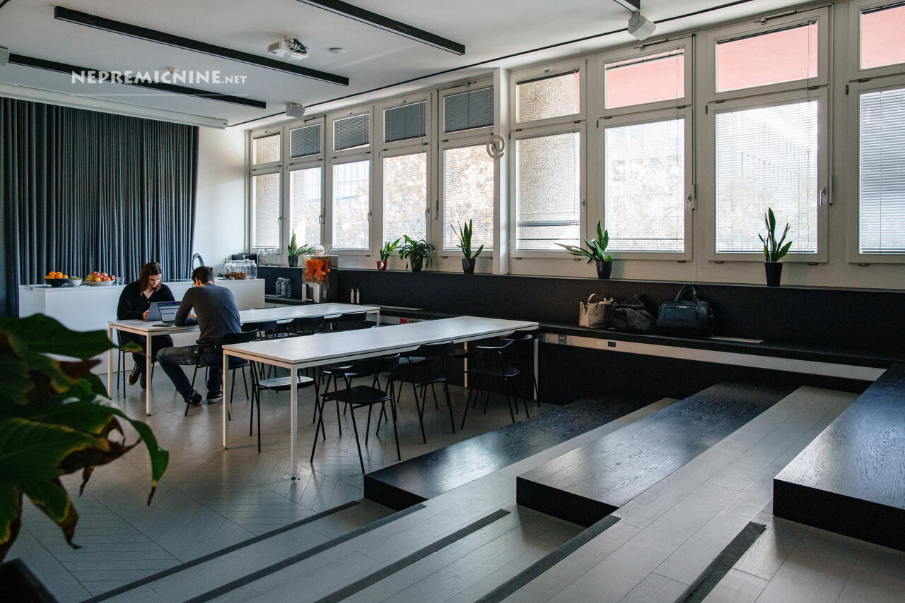 Poslovni Center S55 - Pisarne in Coworking