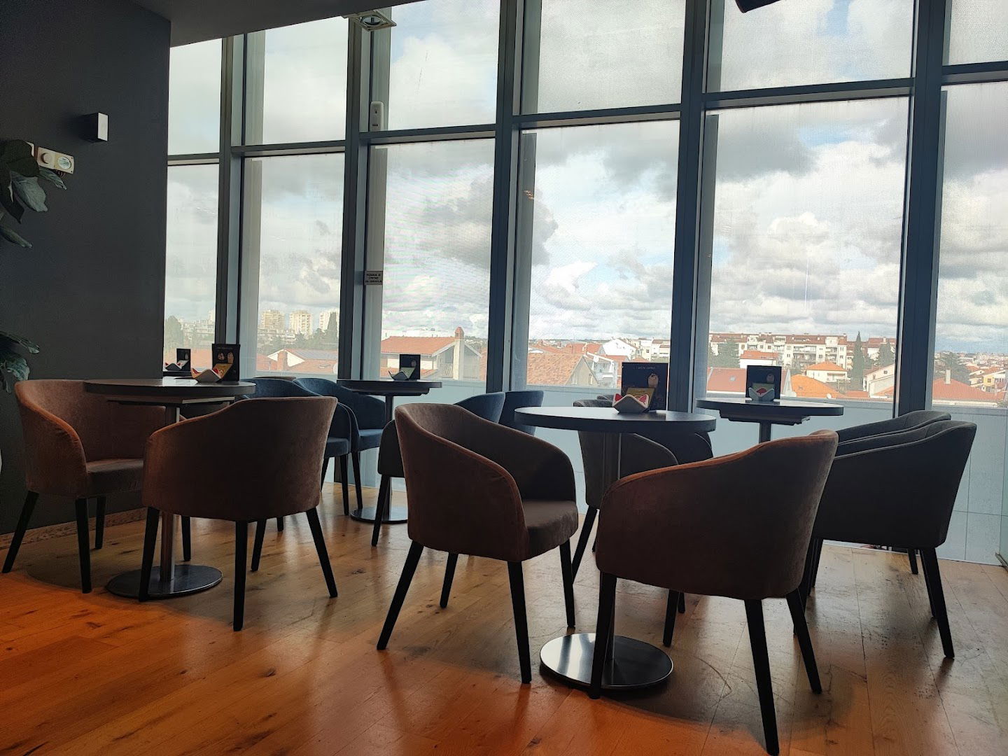 Leggiero City Galleria Zadar, 2. kat