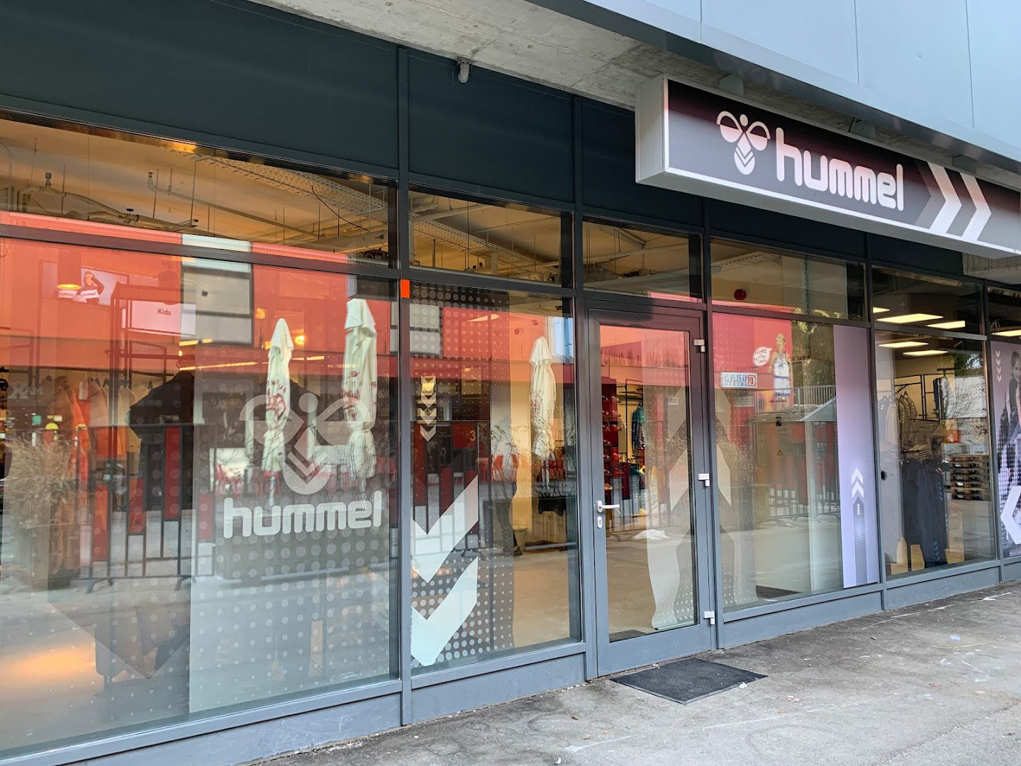 hummel shop Mercator center Velenje