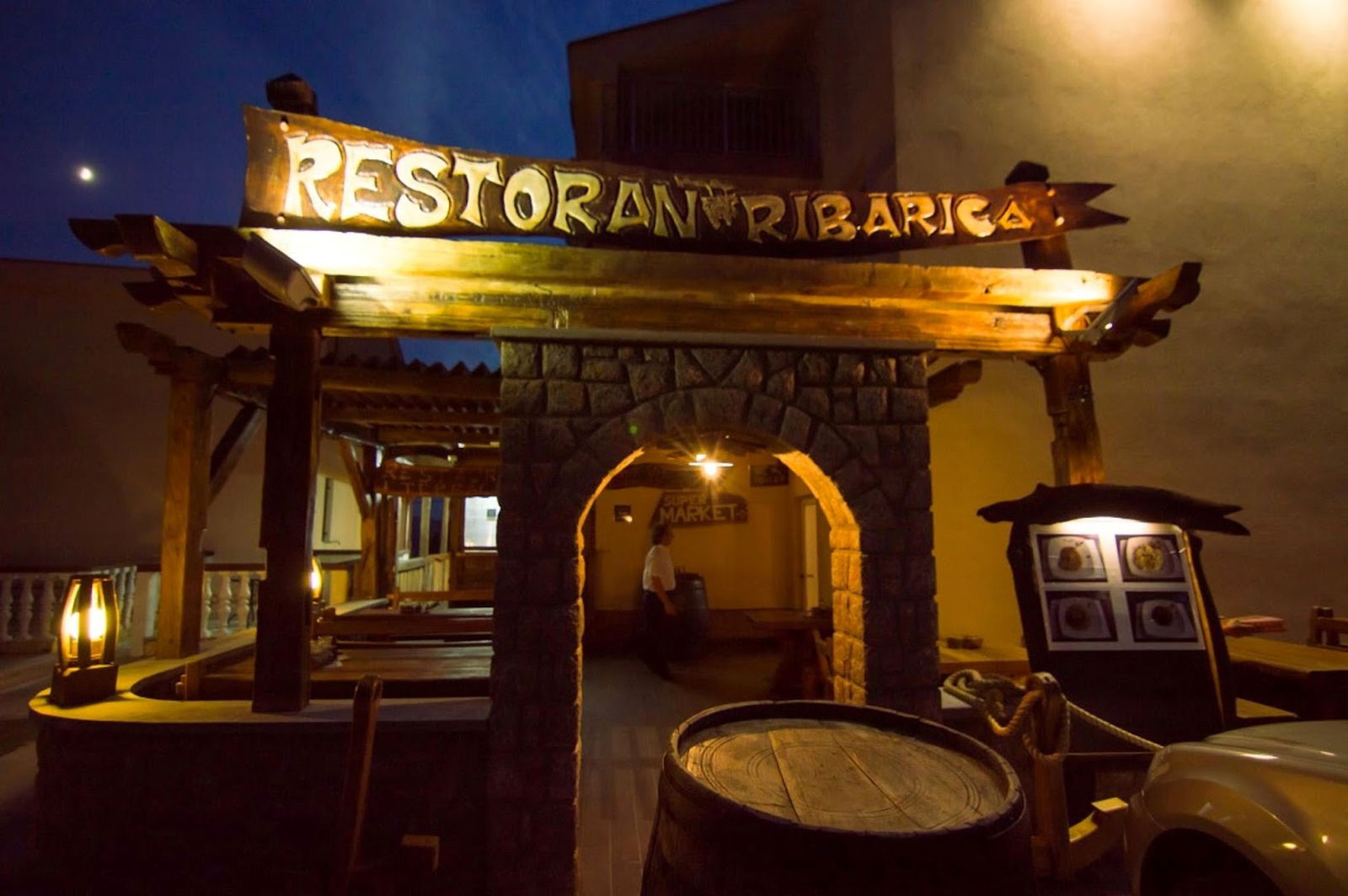 Apartmani - Restoran Ribarica