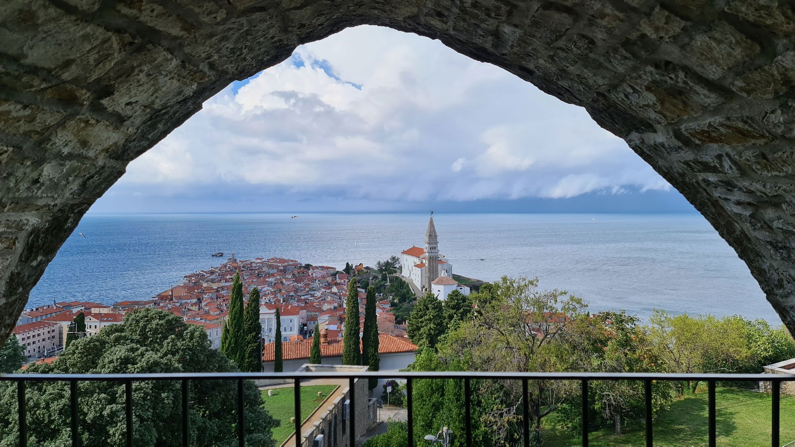 Vop instalacije, gradbeništvo, trgovina, gostinstvo in storitve, d.o.o.