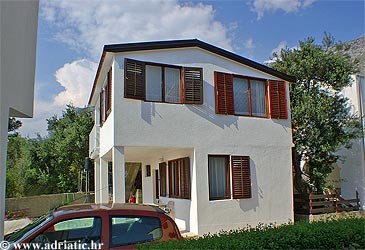 Apartamani Zvonimir Tomić, Revanje 14