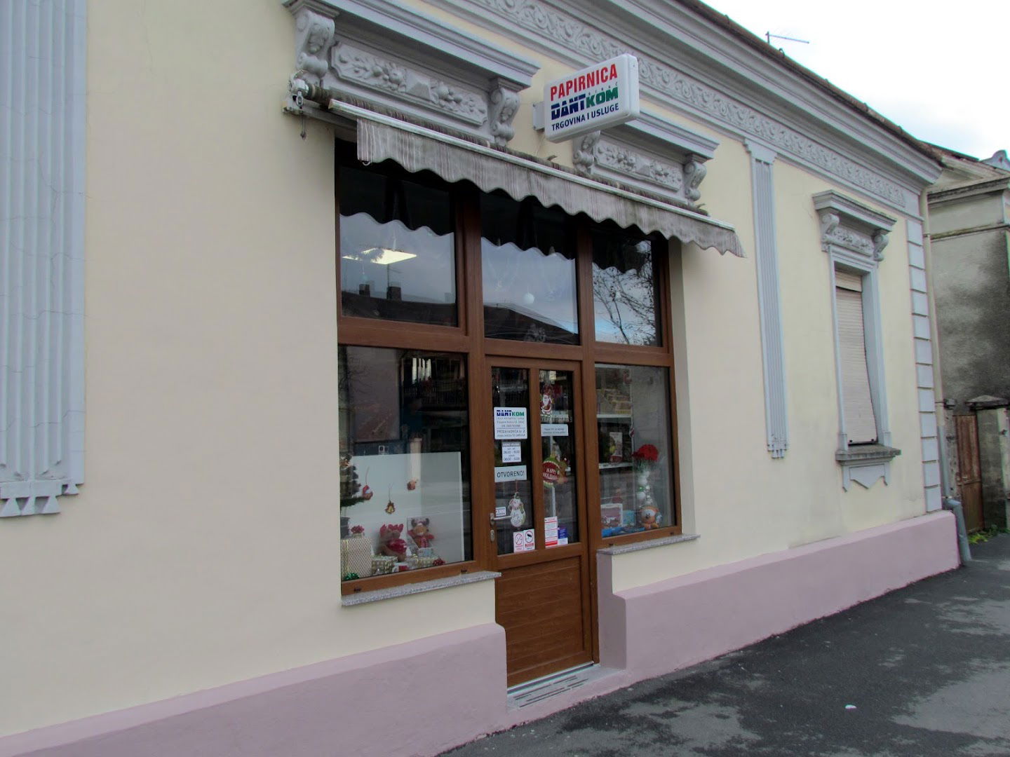 DANTKOM - trgovina i usluge