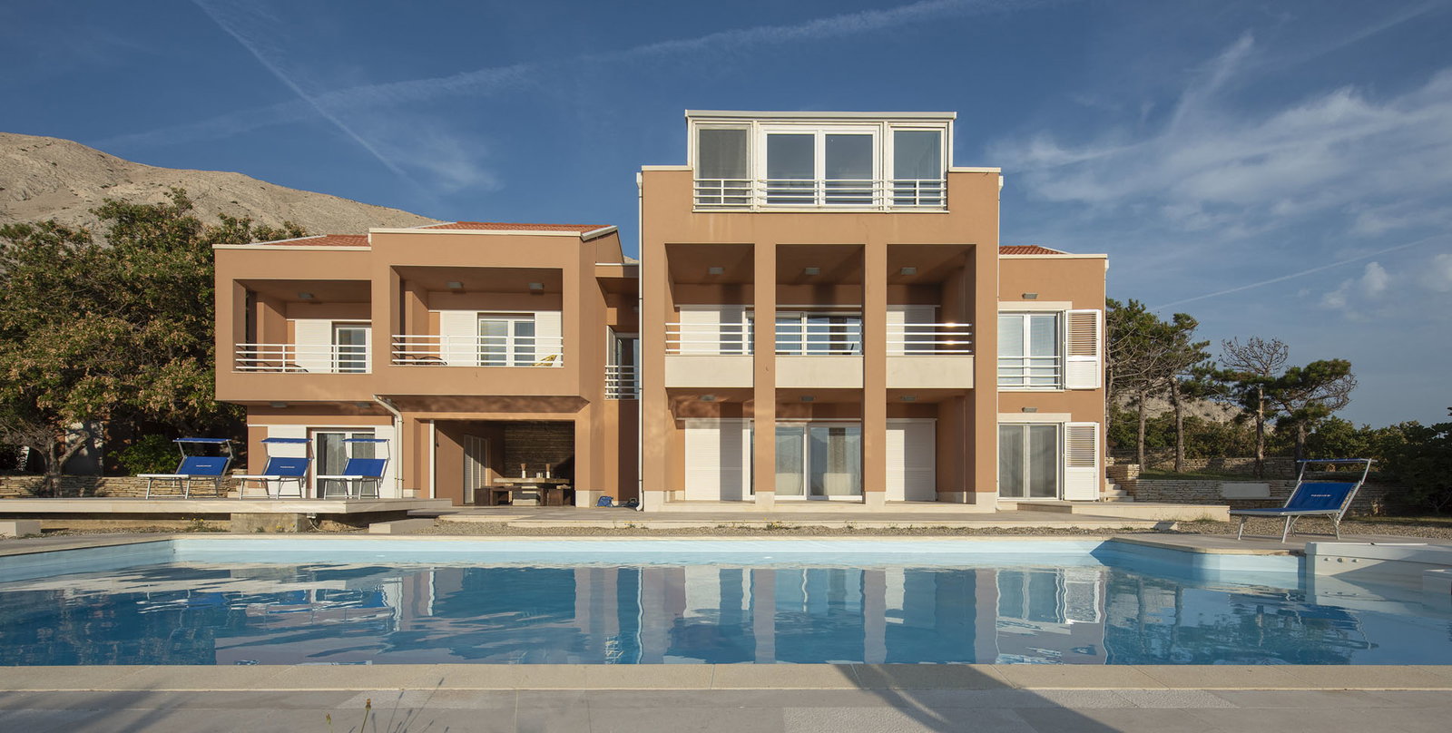Luxury villa Exclusive Pag with pool by the beach