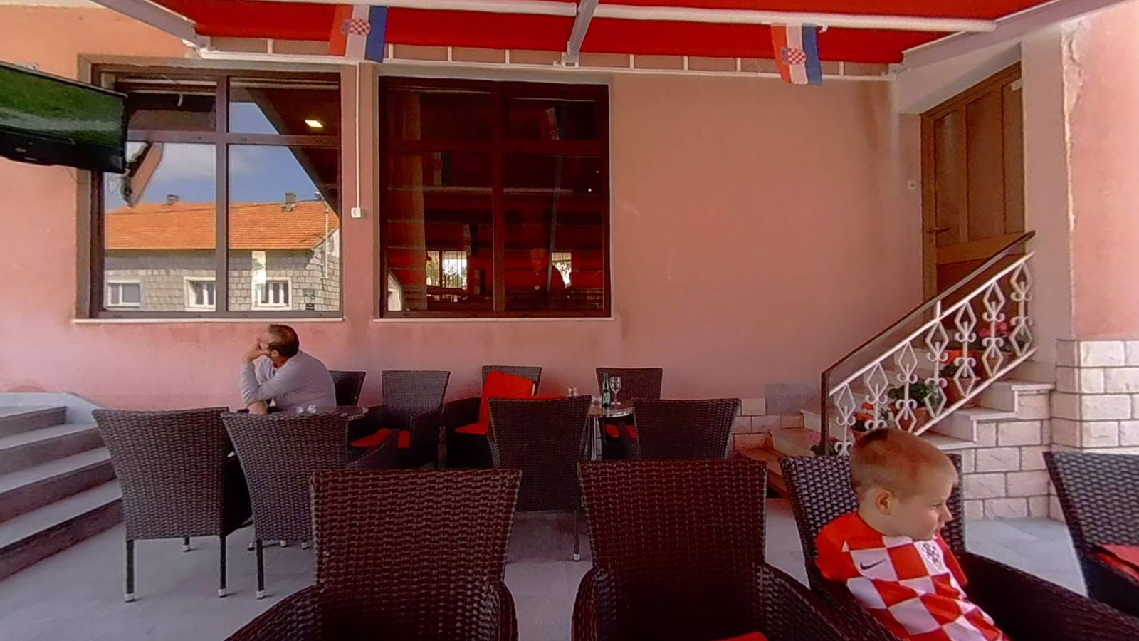 Ugostiteljski obrt Mala kavana