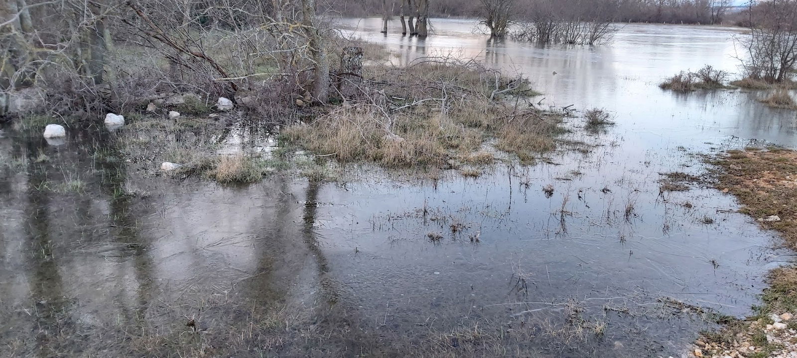 Cesta Perušić benkovački-Podlug