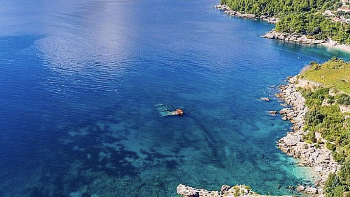 potopený vrak lodi Mosklo