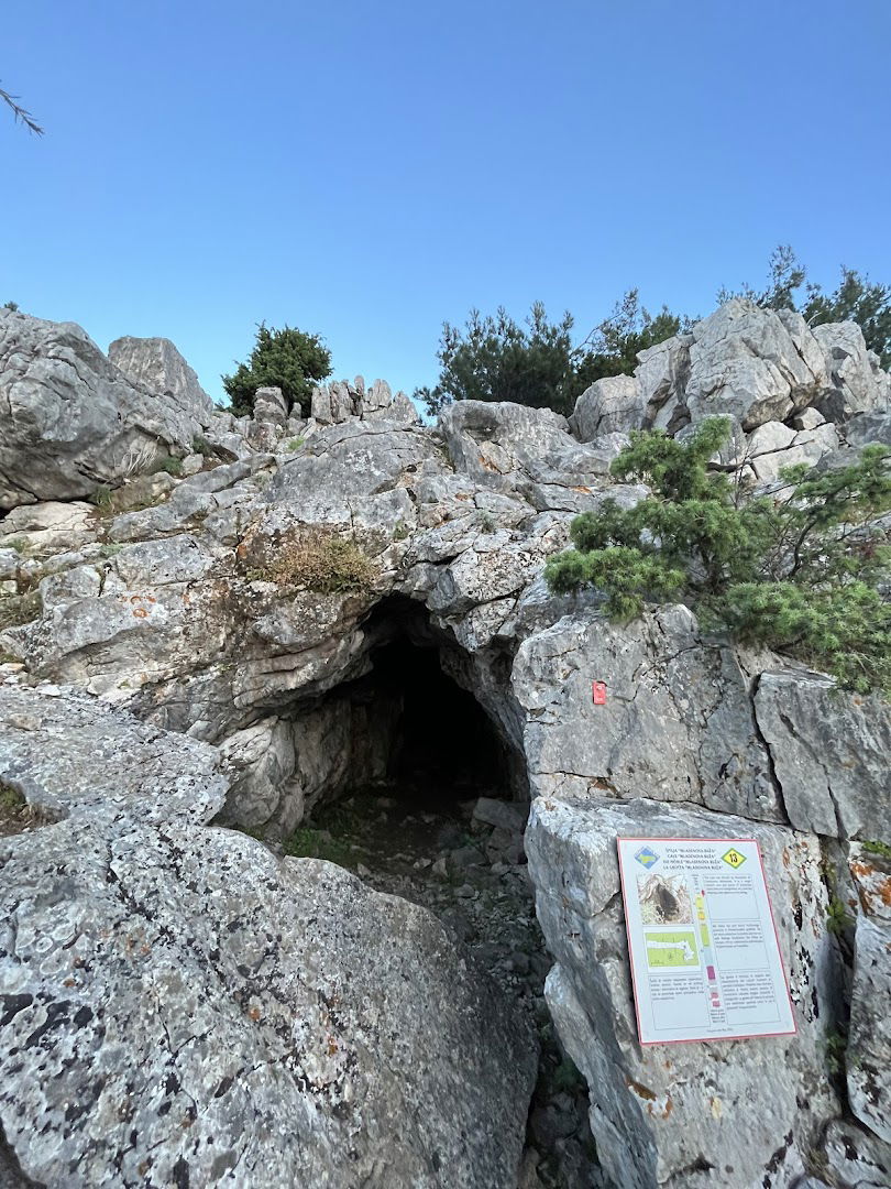 Cave "Mladenova Buža"