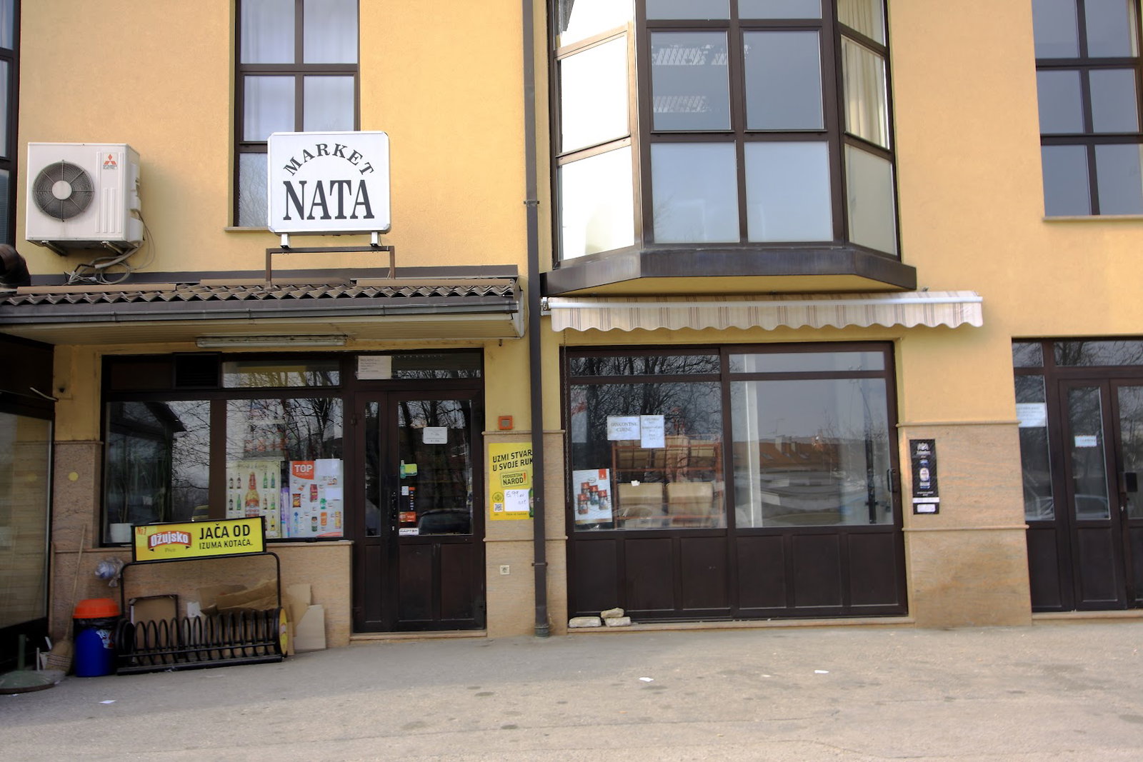 Contigo bar / NATO Trade