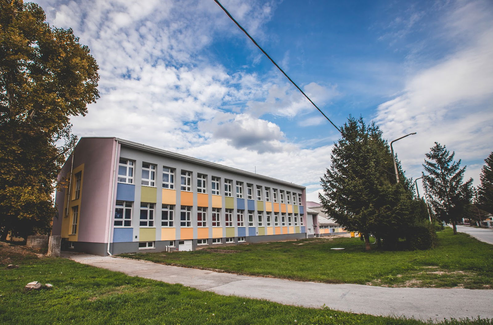 OSNOVNA ŠKOLA "VELIKI BUKOVEC"