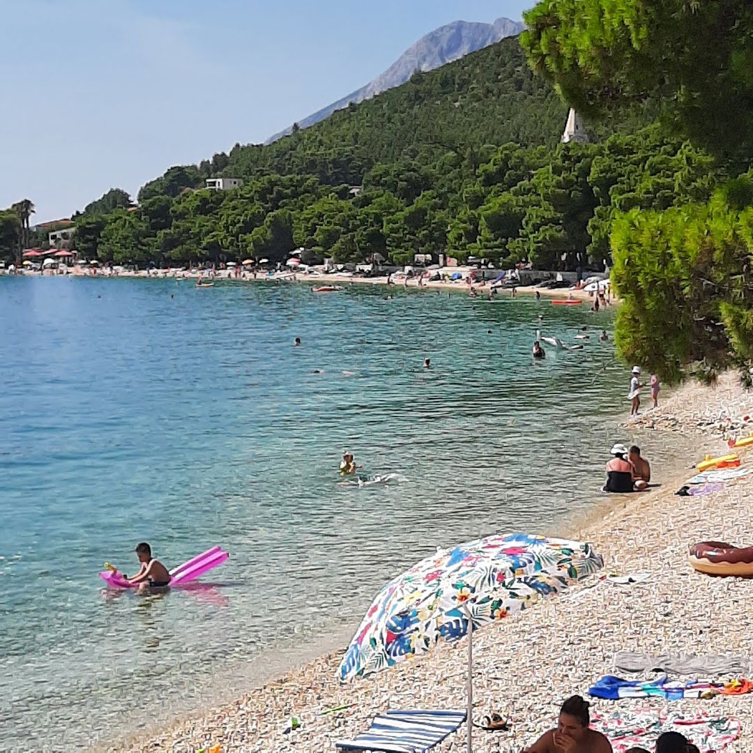 Parking beach Zaostrog