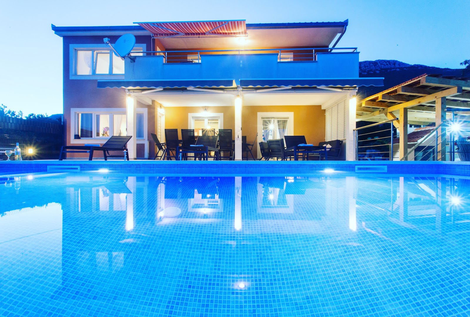 Villa Ivano with sea&mountain view & heated pool