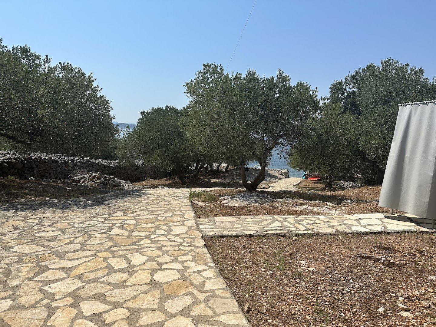 House Otusi Villa Tkon